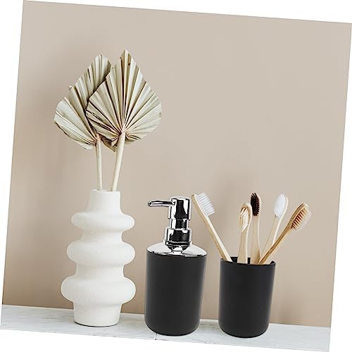 Alipis Four-Piece Toiletry Set for Home or Hotel