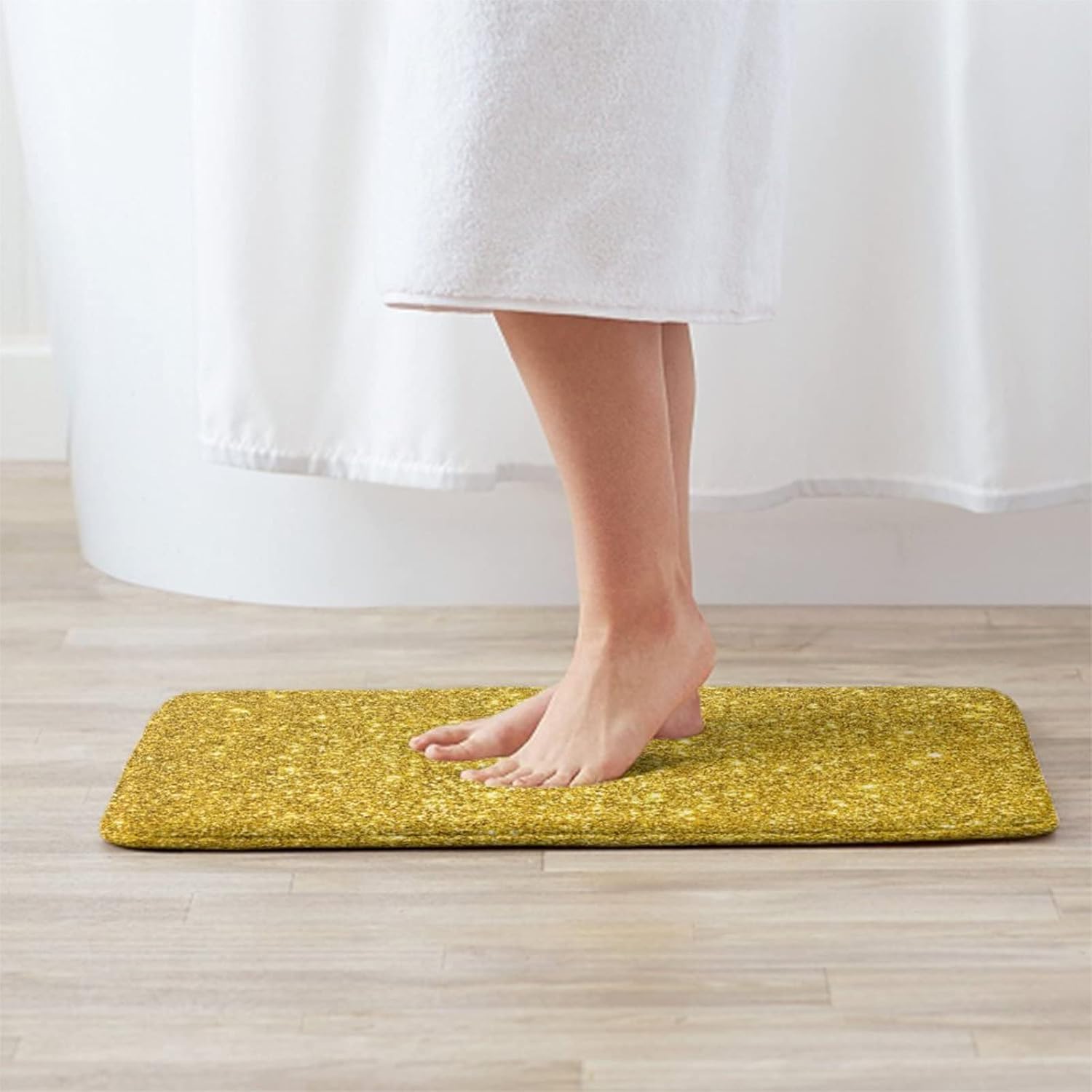 Meaudiwes Bathroom Rug 16x24 Inches Gold Bling Glitter Non-Slip