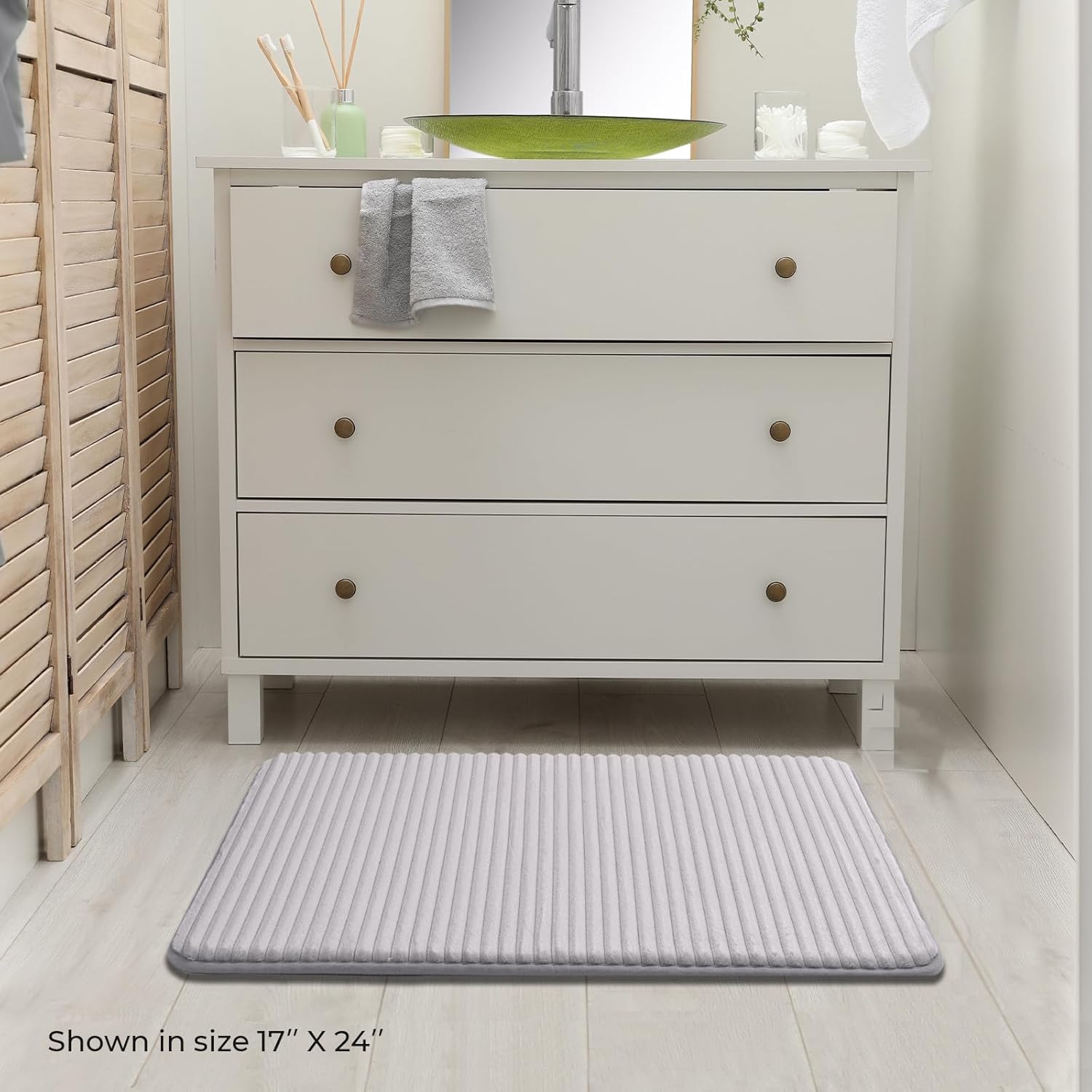 FRESHMINT Ultra Soft Charcoal Memory Foam Bath Mat 17x24 Silver Grey