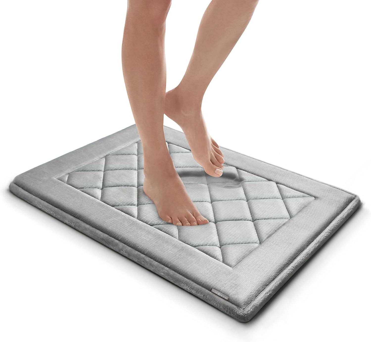 MICRODRY SoftLux Diamond Embroidered Bath Mat 17x24 Silver