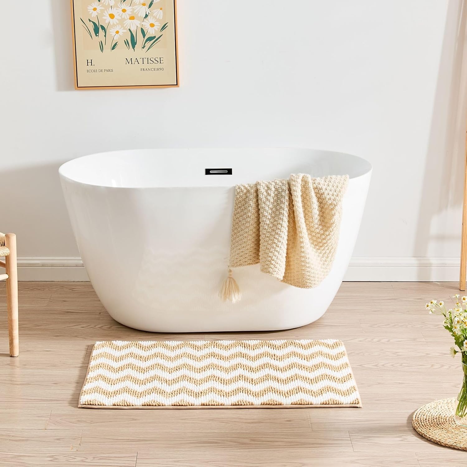 CozeCube Chenille Bath Rug 48x24 Plush Non-Slip Microfiber Chevron Mat - Beige